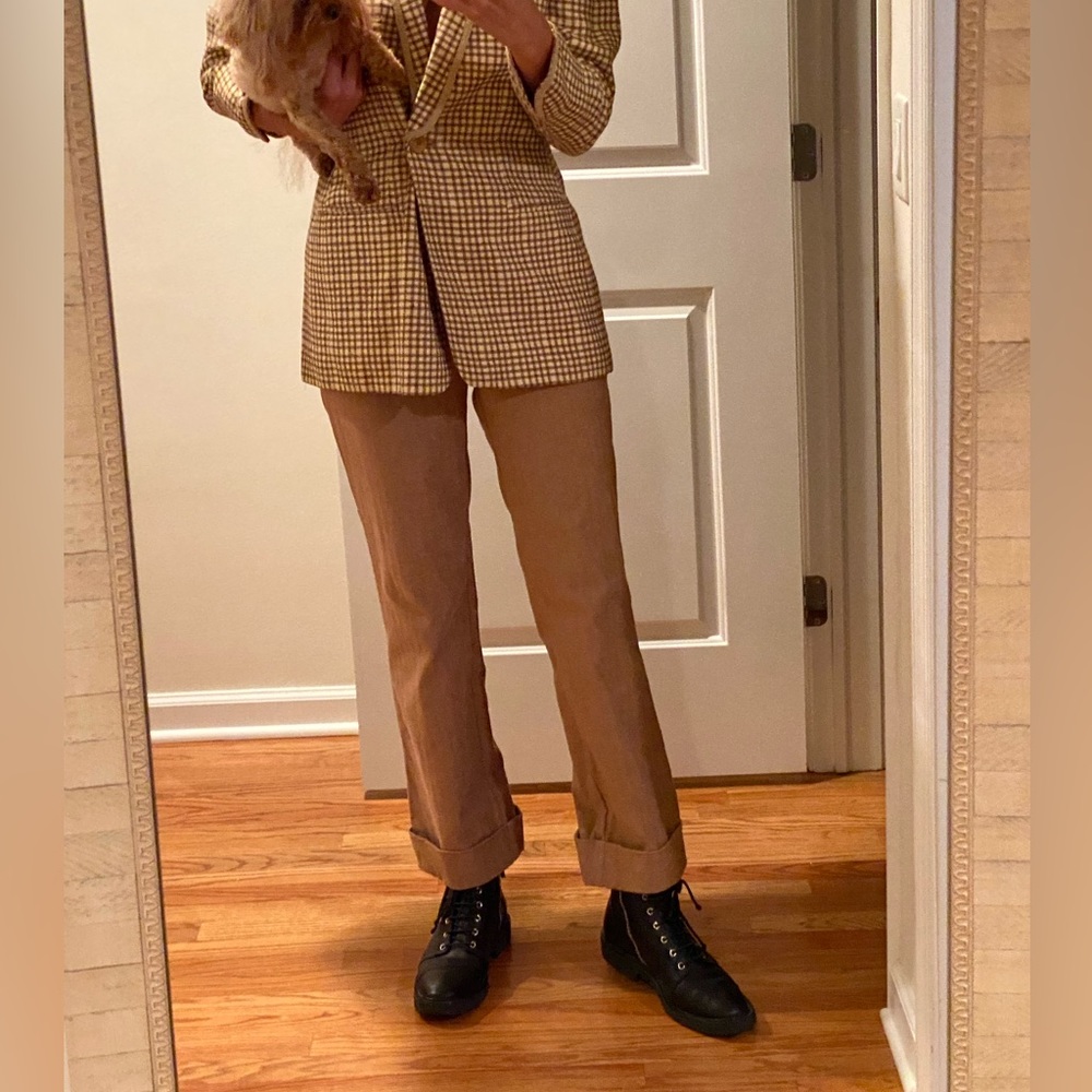 Straight legs with cuffs pants size 6 Made in Italy beige colour